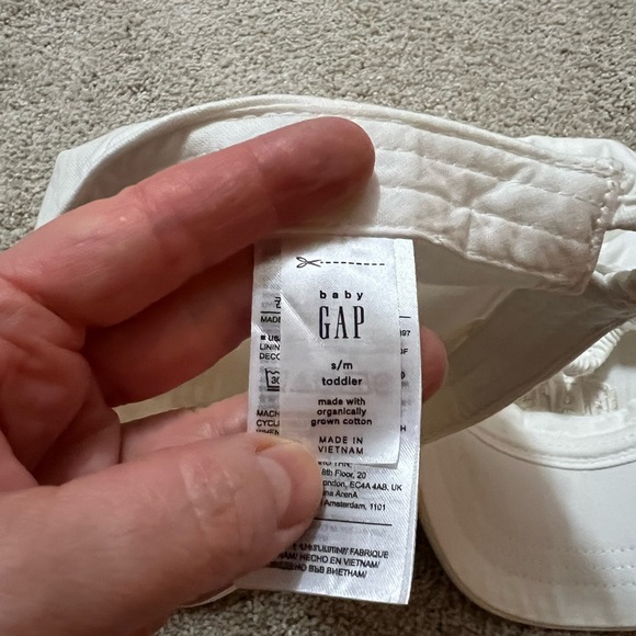 Gap Baby Toddler Baseball Hats (Size S/M, M/L) - Picture 10 of 10